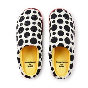 Dusen Dusen for MoMA Subu Slippers, Women’s 8.5-9.5